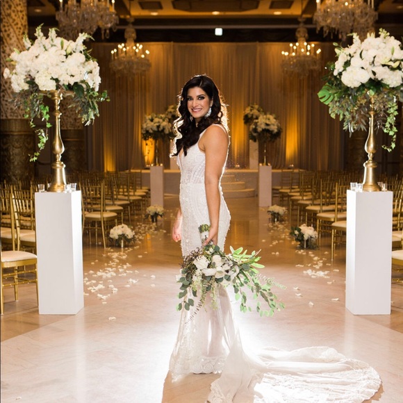 Pallas Couture Cassia Wedding Dress - Picture 4 of 8